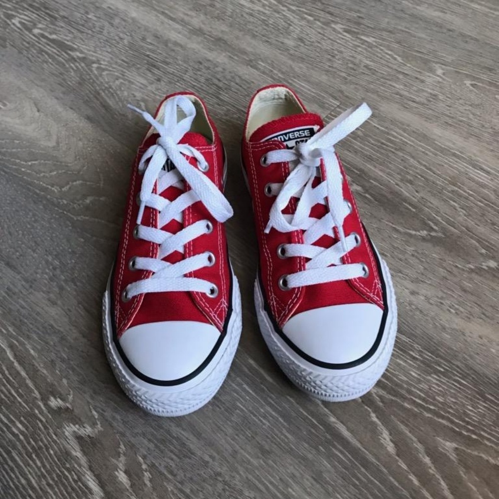 👟NWOT😃ALL STAR CONVERSE 💥 - Picture 6 of 8